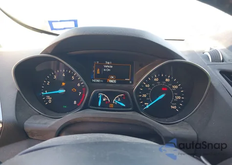 2018 Ford Escape Titanium z USA, uszkodzony, nr VIN 1FMCU0J93JUD20286